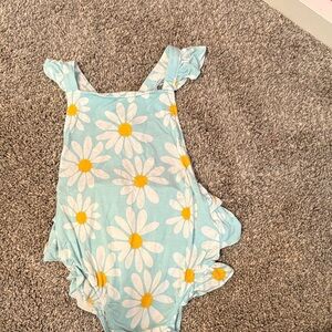Posh Peanut Blue Daisy Bodysuit